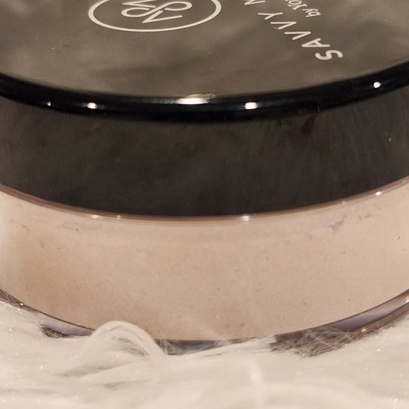 Veil Setting Powder Young Living Savvy Minerals - - Picture 3 of 4